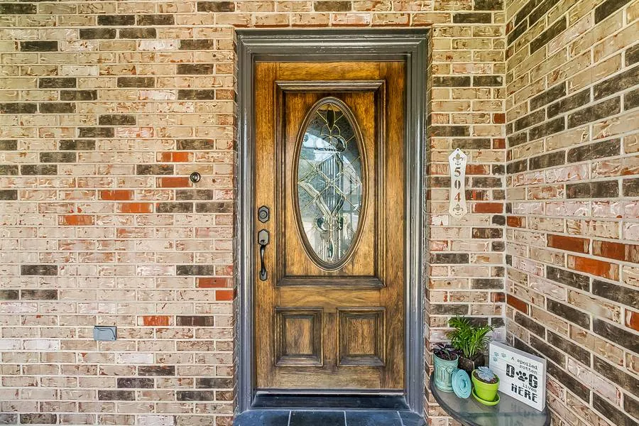 You’ll be the ONLY one in your neighborhood with THIS door!